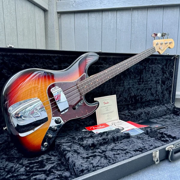 Fender Bass V Reissue tolex hard case G & G black