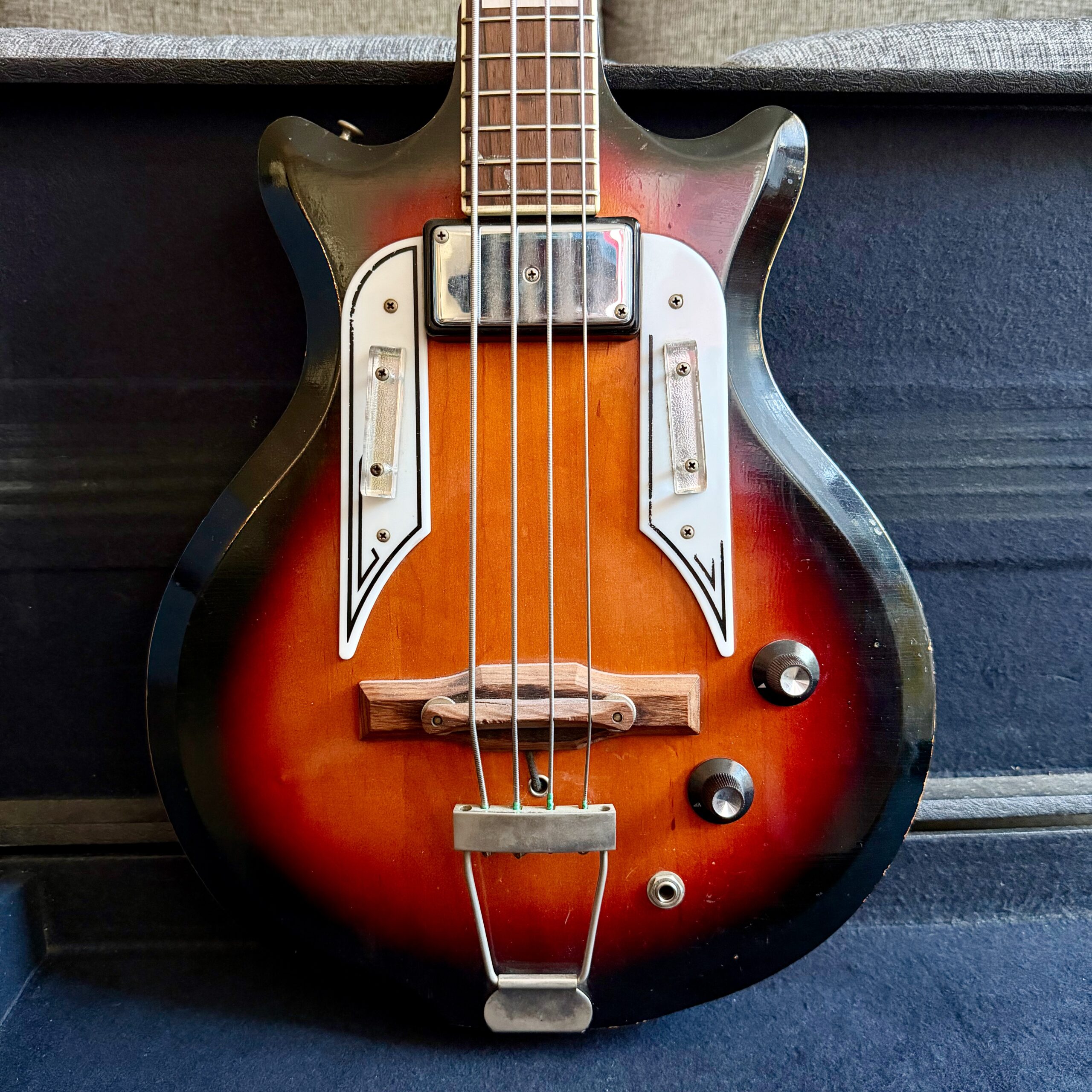1962 Airline Pocket Bass 3TSB - 1