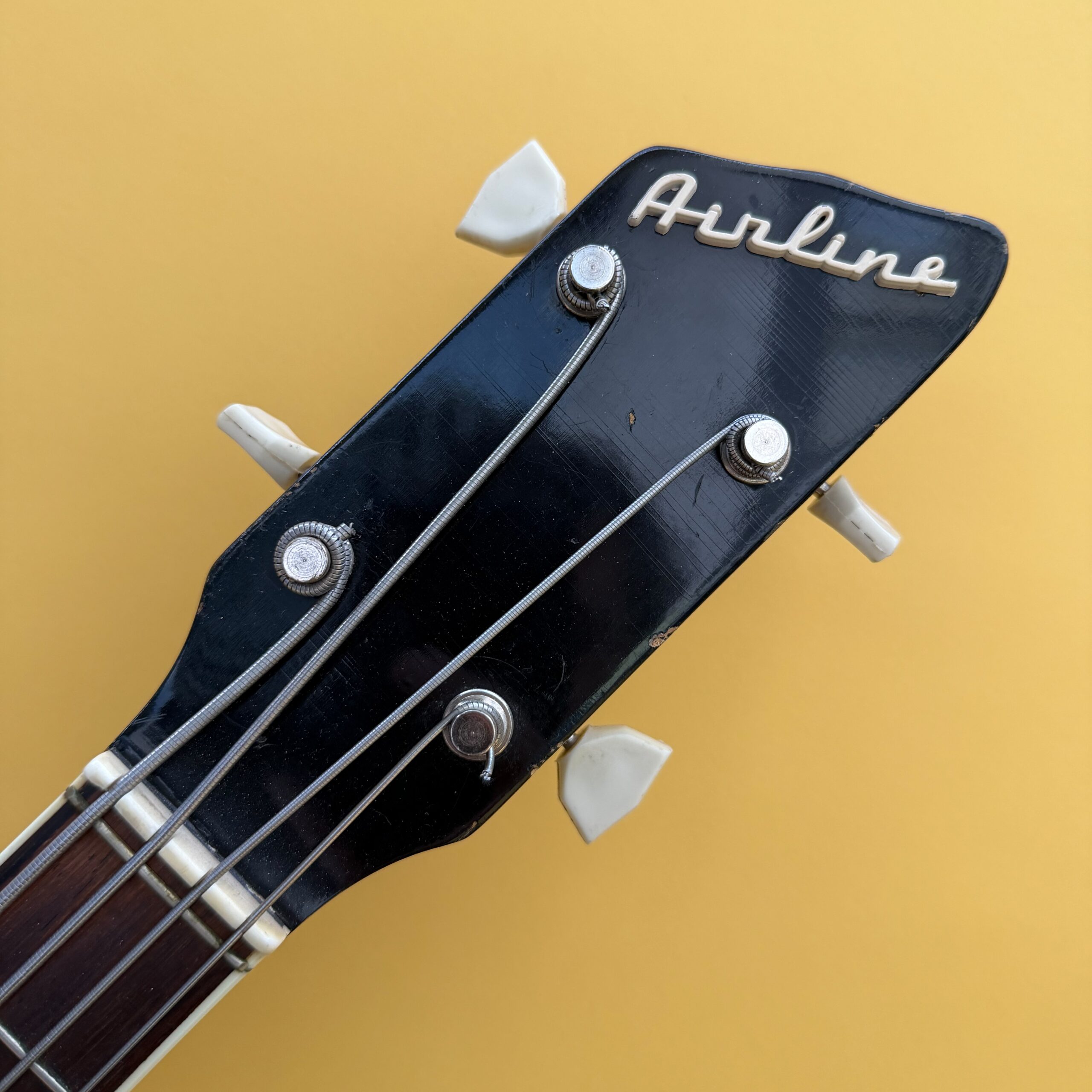 1962 Airline Pocket Bass 3TSB - 10