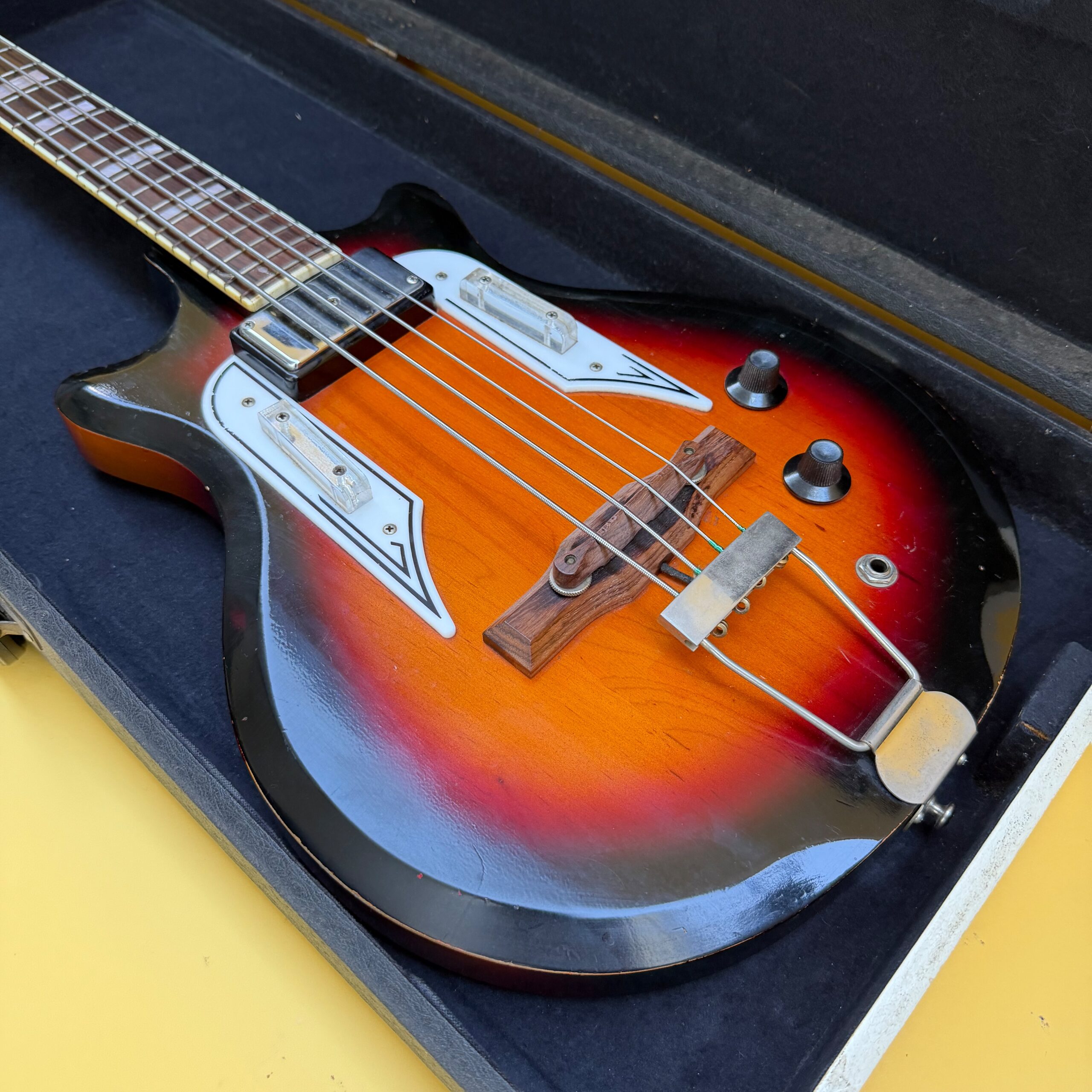 1962 Airline Pocket Bass 3TSB - 4