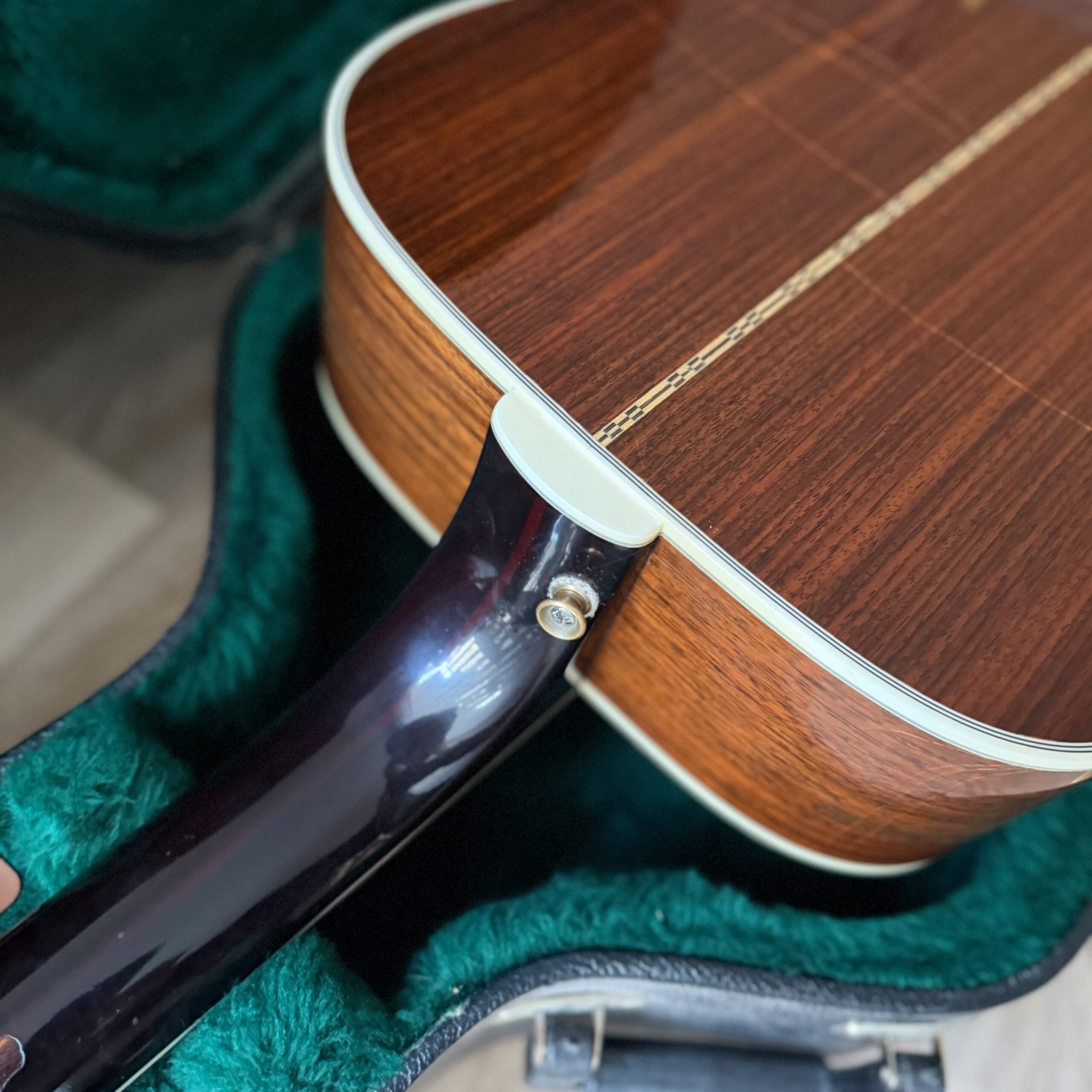 2005 Guild D55 - 16