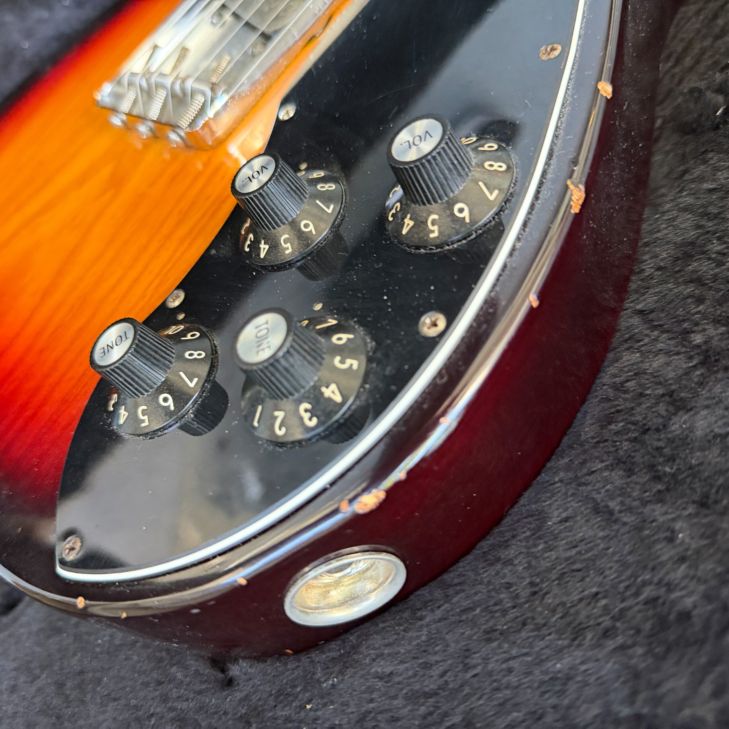 2011 Fender AV72 Telecaster Custom 3TSB - 13