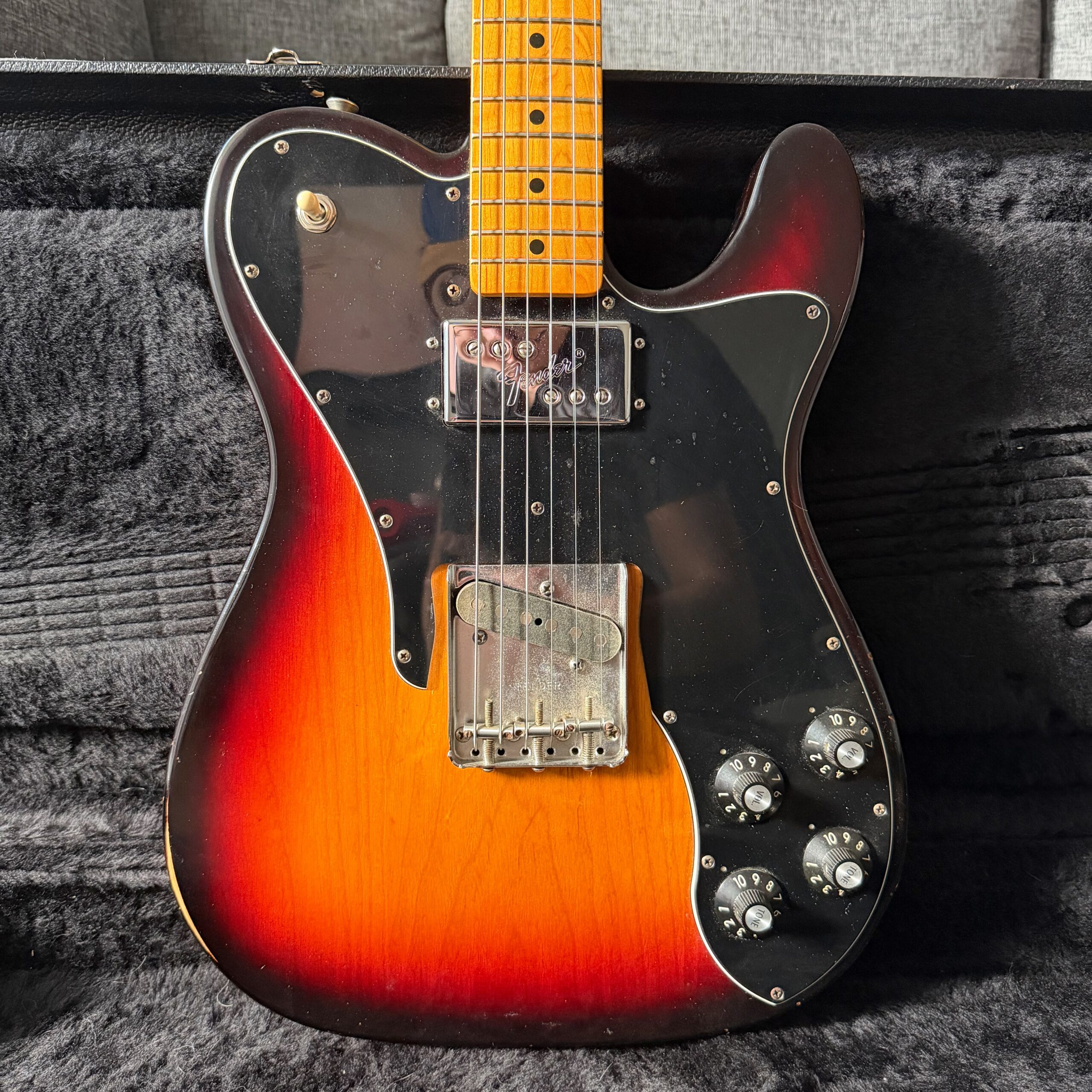 2011 Fender AV72 Telecaster Custom 3TSB - 15