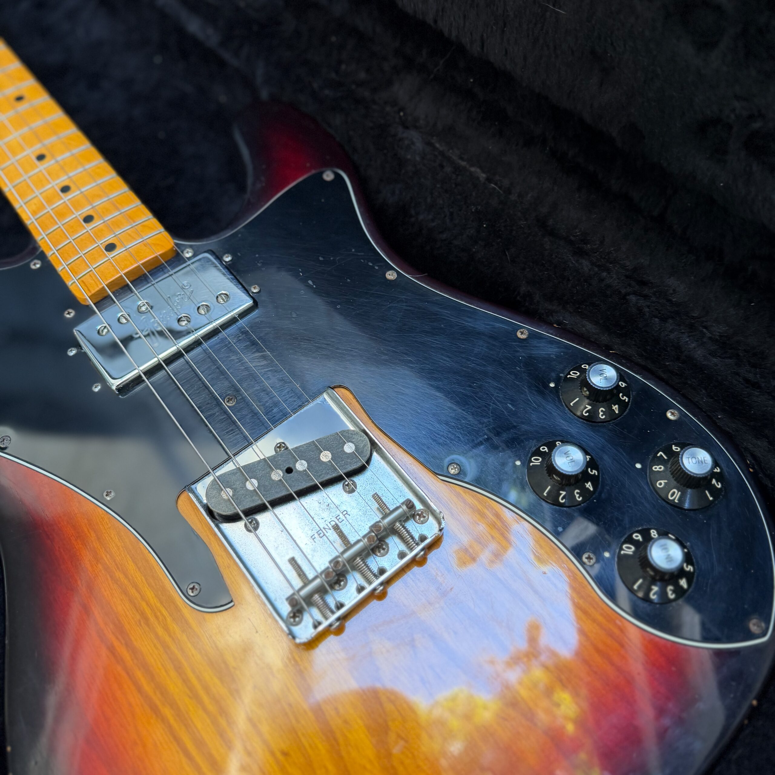 2011 Fender AV72 Telecaster Custom 3TSB - 3
