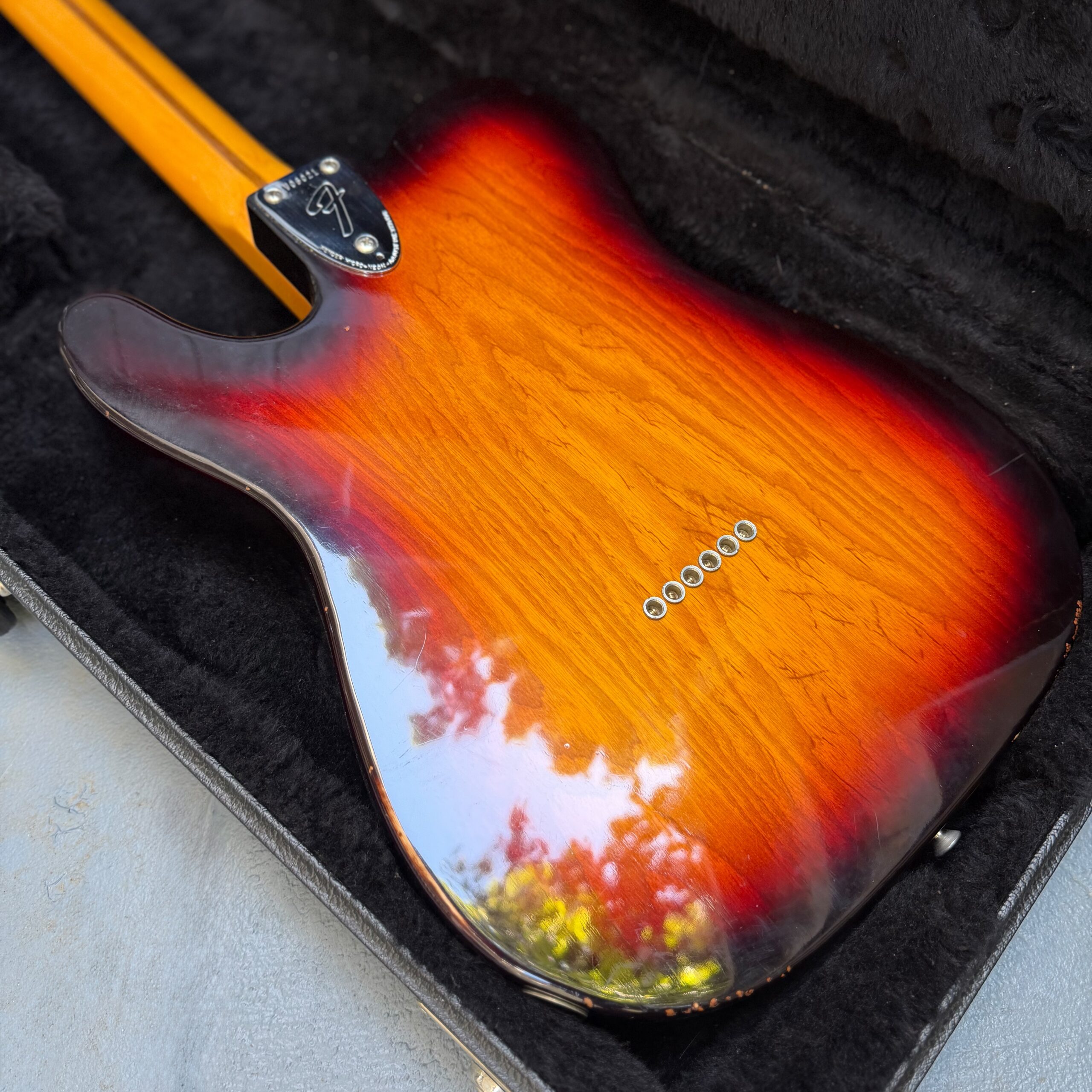 2011 Fender AV72 Telecaster Custom 3TSB - 9