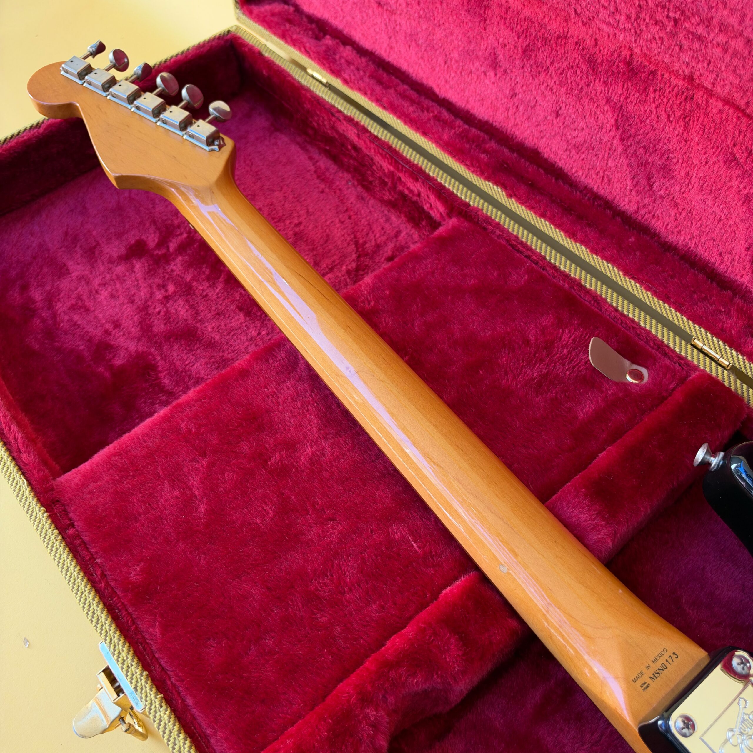 1993 GC 29th Anniv Stratocaster SB - 16