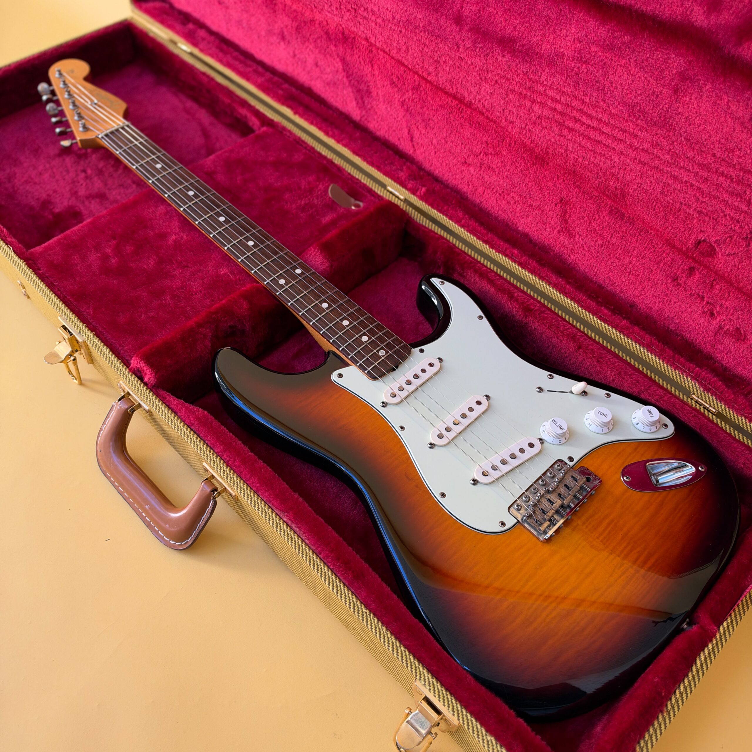1993 GC 29th Anniv Stratocaster SB - 3