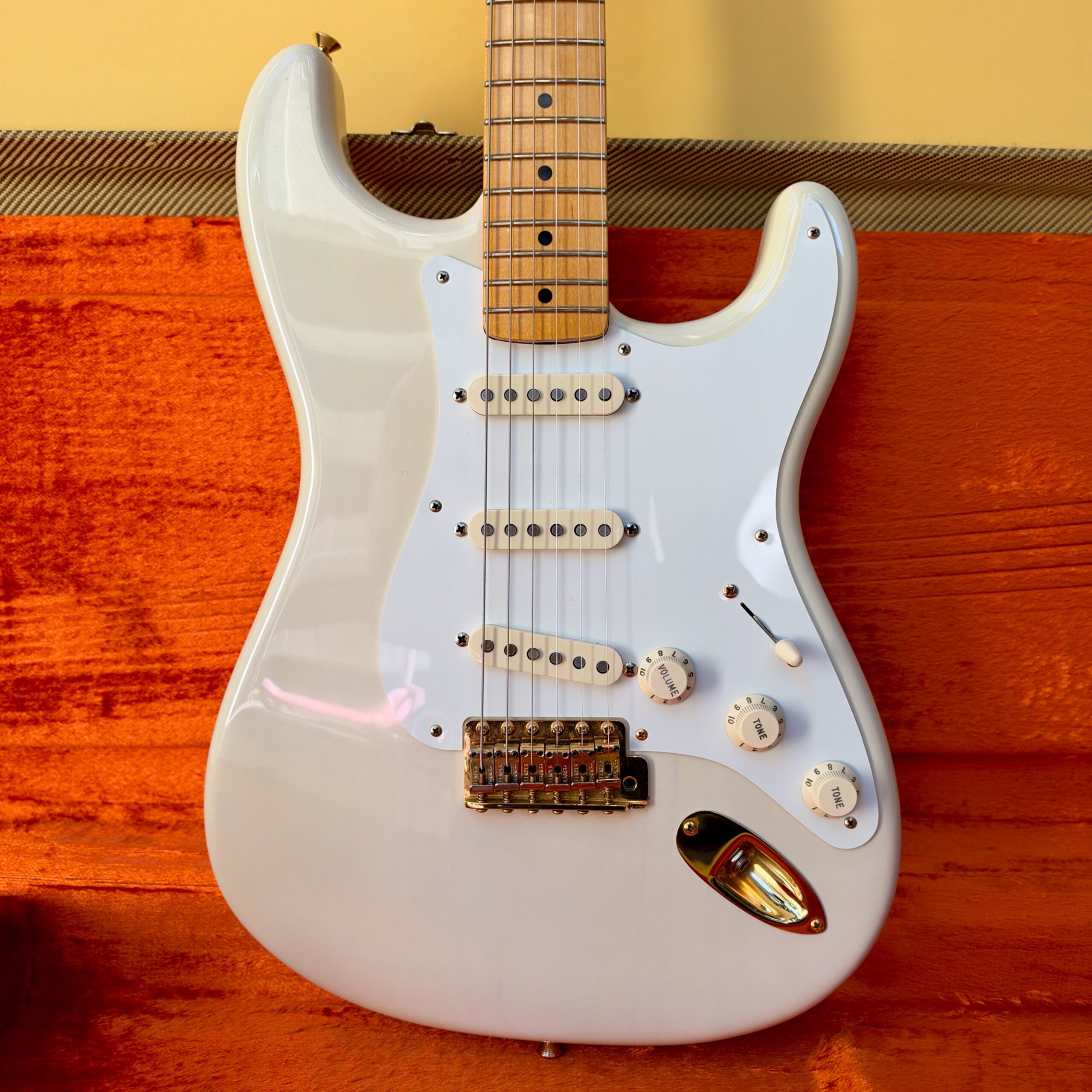 2007 Fender 50th Anniv Mary Kay Stratocaster Blonde - 18